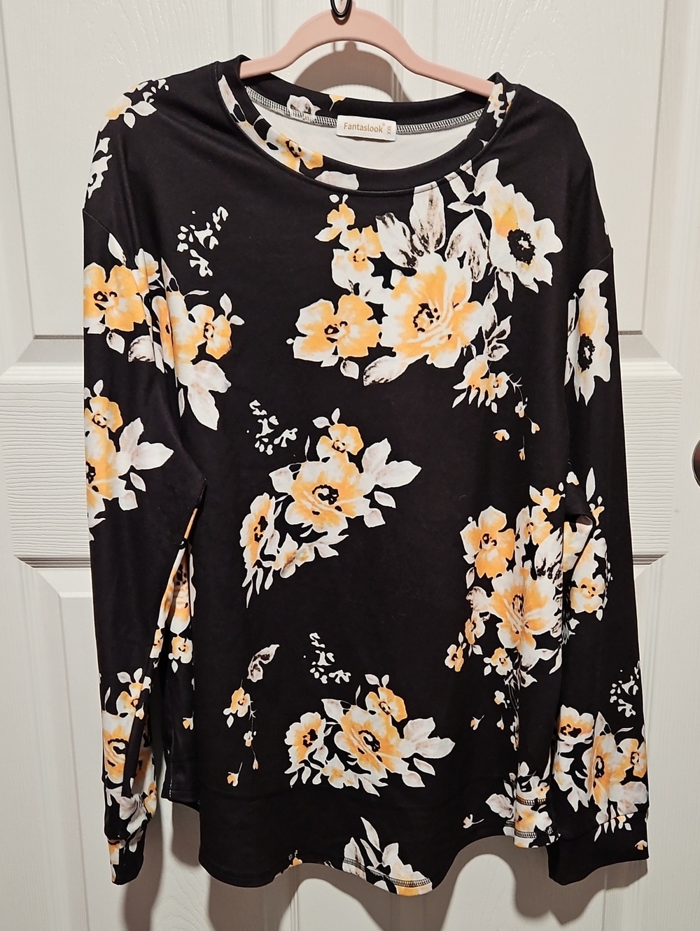 Fantastick Black Floral Long-Sleeve Tee with Yellow & White Blooms